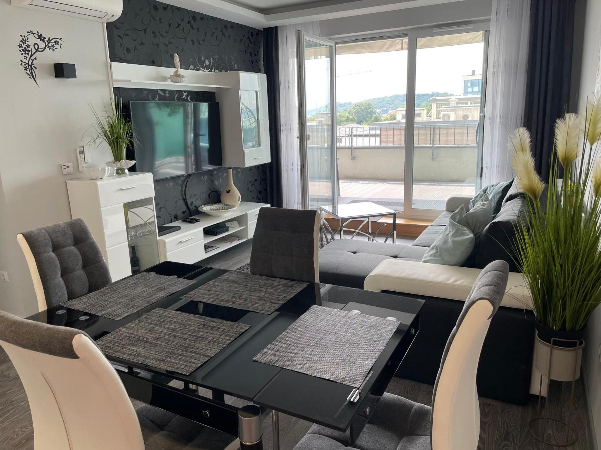 Silver Gray Appartment บาลาตอนแลลเล ภายนอก รูปภาพ